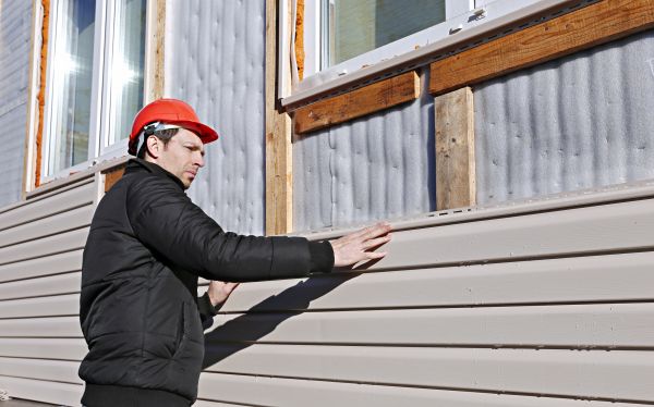 Cost of Vinyl Cladding Repair in Boston