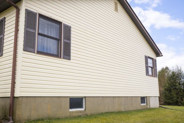 Cost of Dutch Lap Siding Repair in Boston