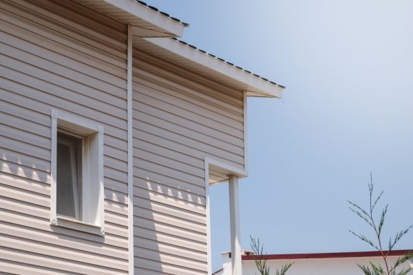 Cost of Vinyl Siding Repair in Boston